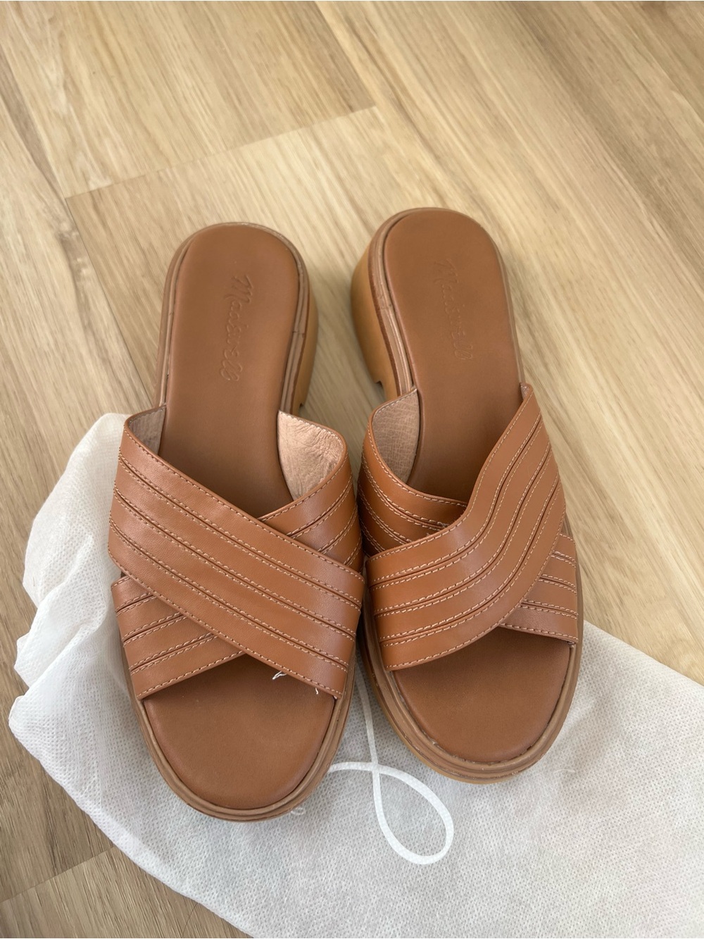 Madewell Tan Leather Cross-Strap Slide Mules - Picture 2 of 4